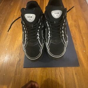 Door b30 (1 years old) willing to negotiate